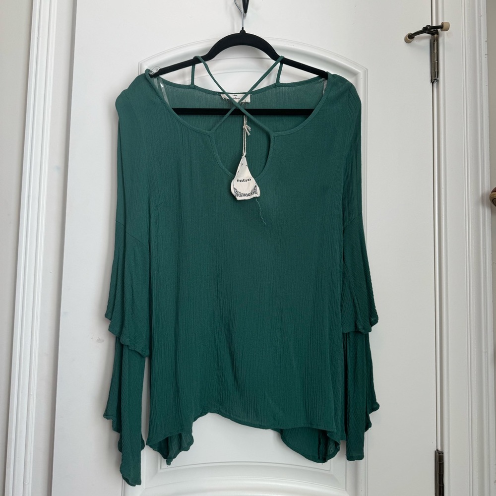 Entro Criss-Cross Neck Top NTW
